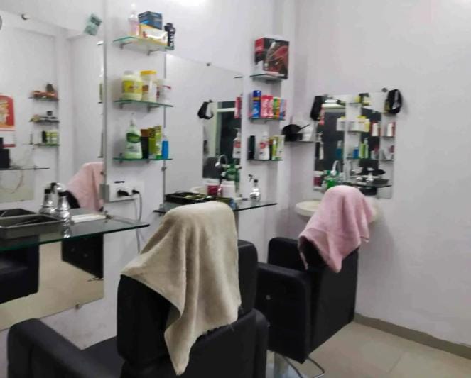 The Hub Kinyozi n Beauty Parlour