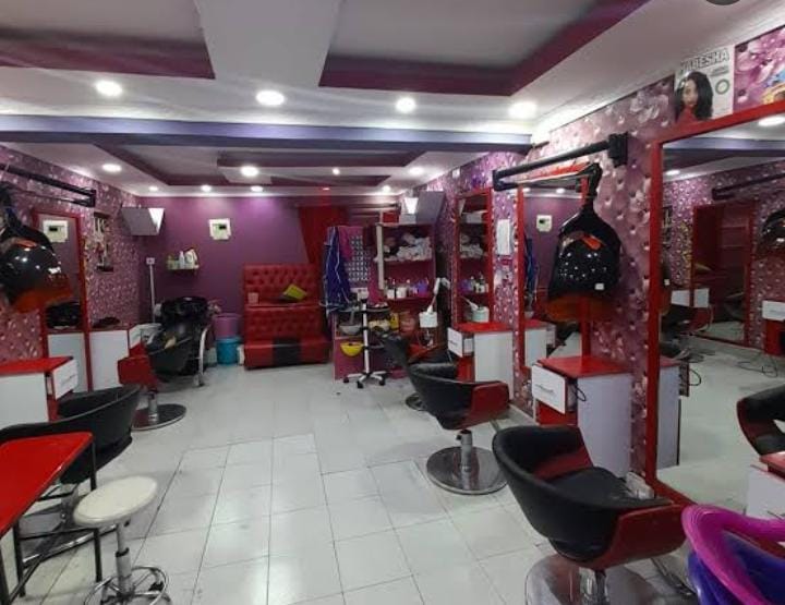 SC Glowing Touch Spa Salon n Barbers