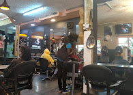Carlos Hair Salon