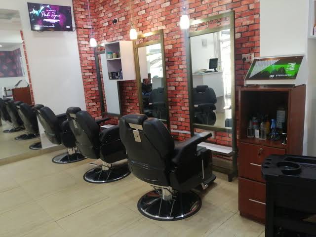 Salon