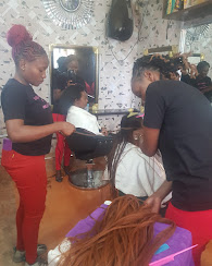 Top model salon n kinyozi